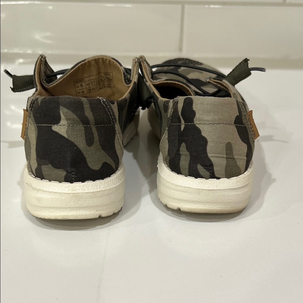 Camo Wendy Hey Dudes - Picture 6 of 7